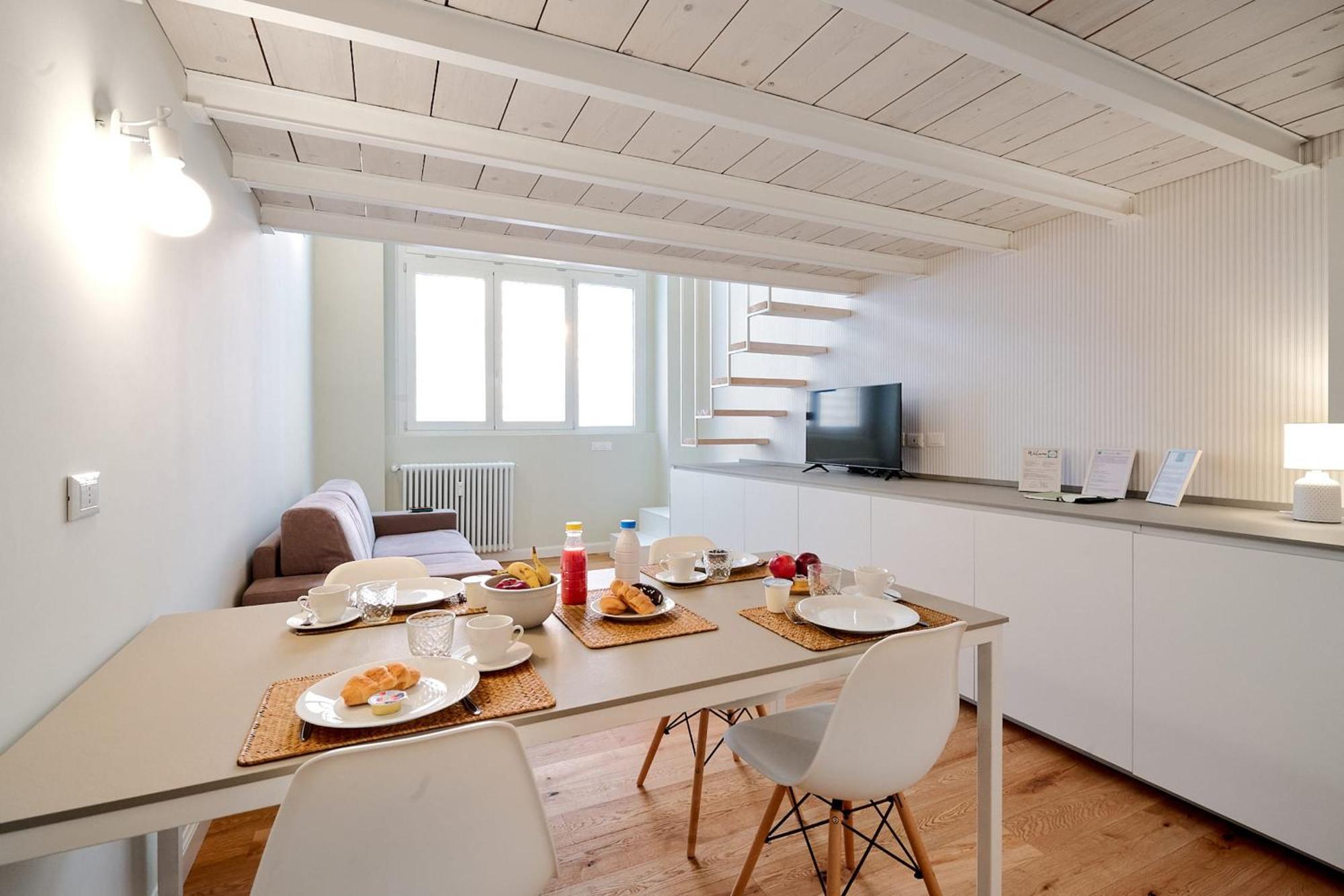Milan Design Loft Perfect For Couplesアパートメント エクステリア 写真